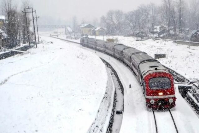 Delhi to Kashmir Baramulla Vande Bharat