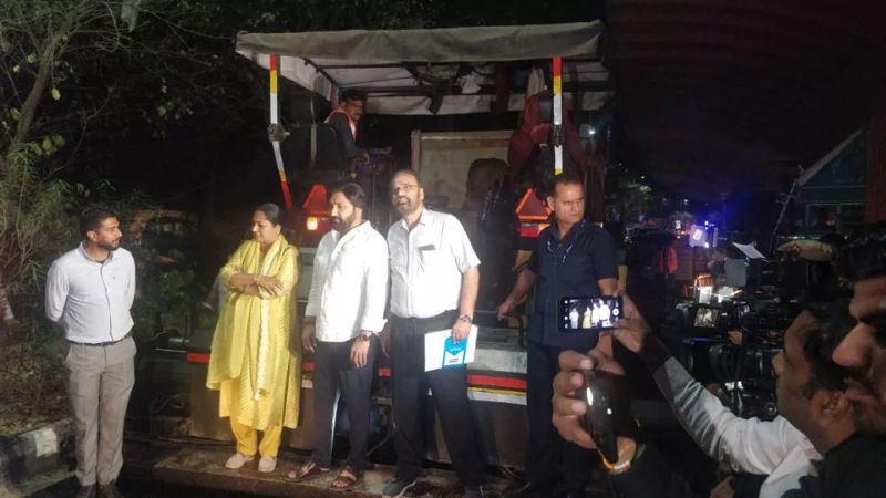 CM Rekha Gupta Conducts Midnight Road Inspection