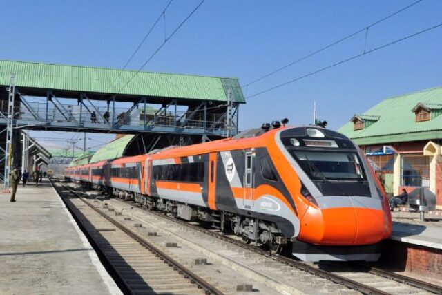 Katra to Srinagar Vande Bharat Train