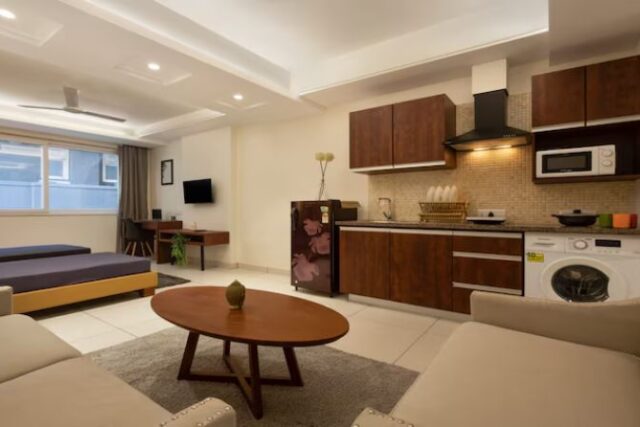 Sanjay Kukreja and Shaveta Sharma Buys ₹155 Cr Bungalow in Delhi’s Golf Links